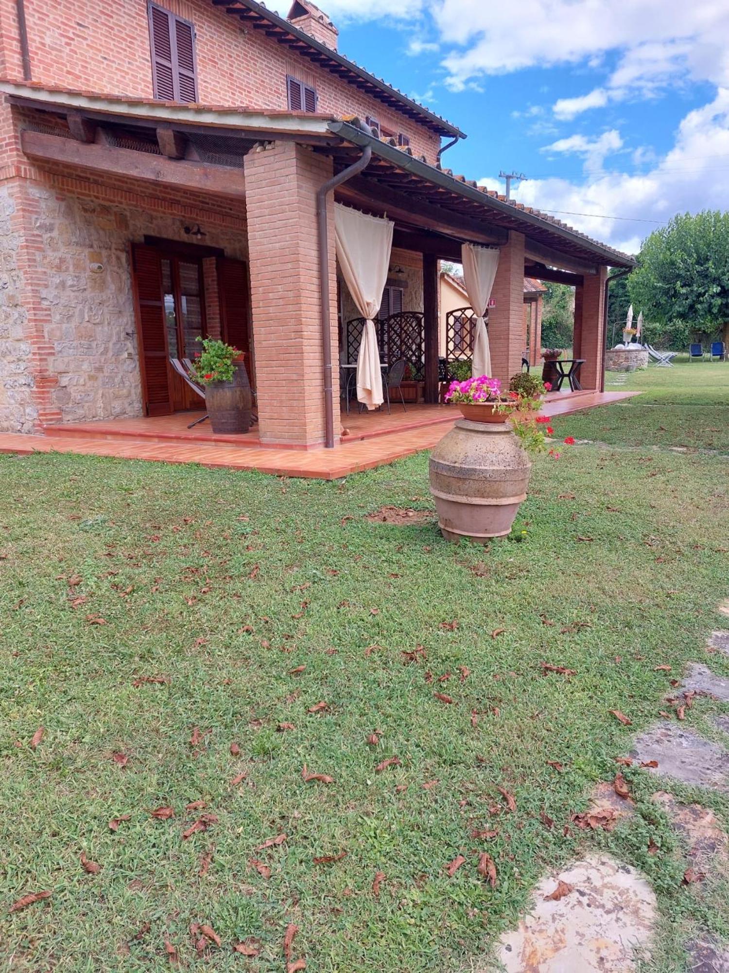 Agriturismo Podere Valdilucciole Città della Pieve Exterior foto
