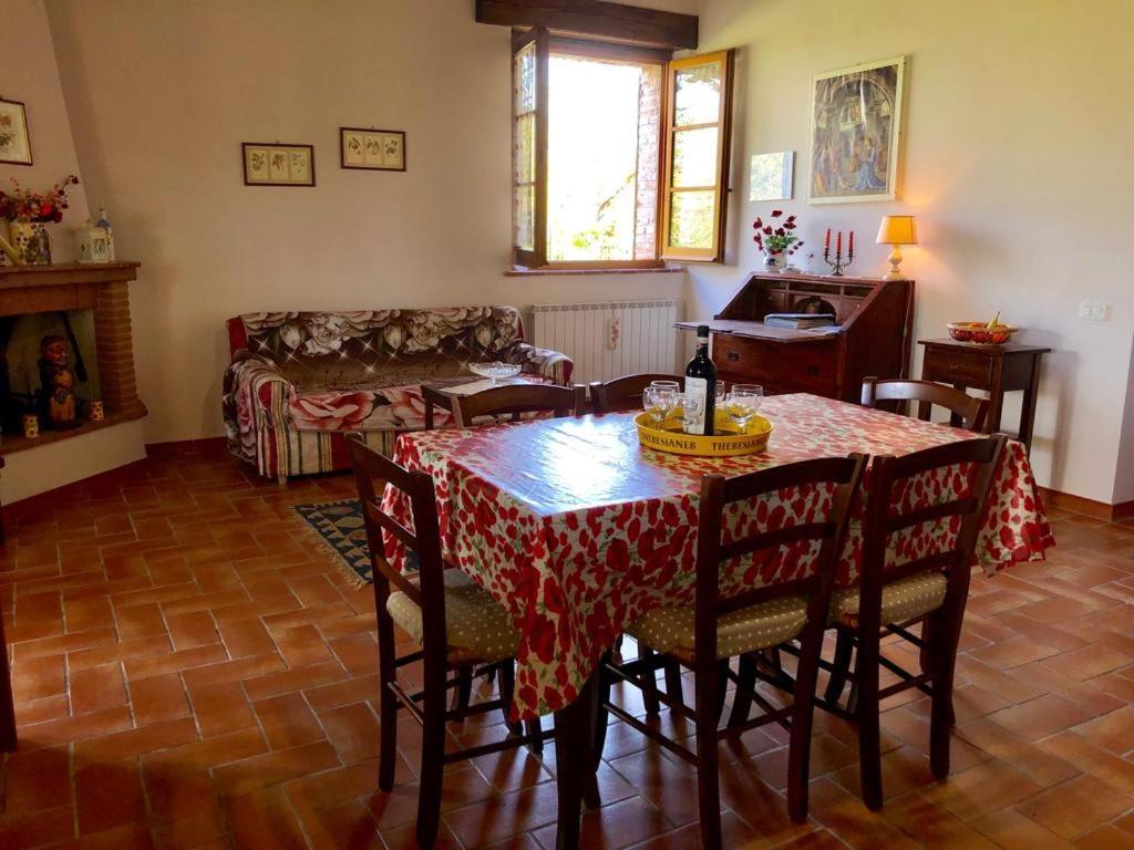 Agriturismo Podere Valdilucciole Città della Pieve Exterior foto